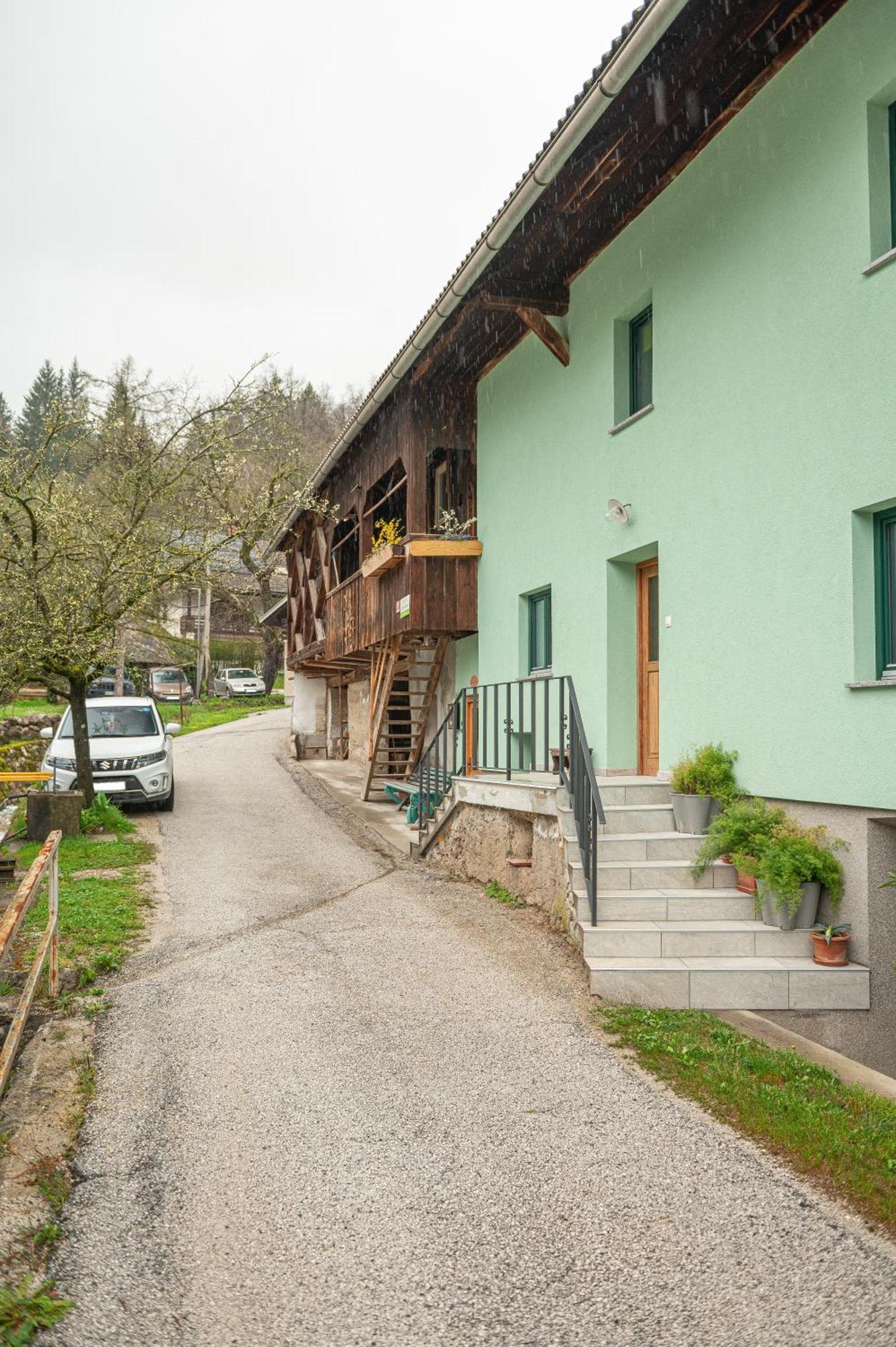 Appartement Zelena Hisa Pri Bjov